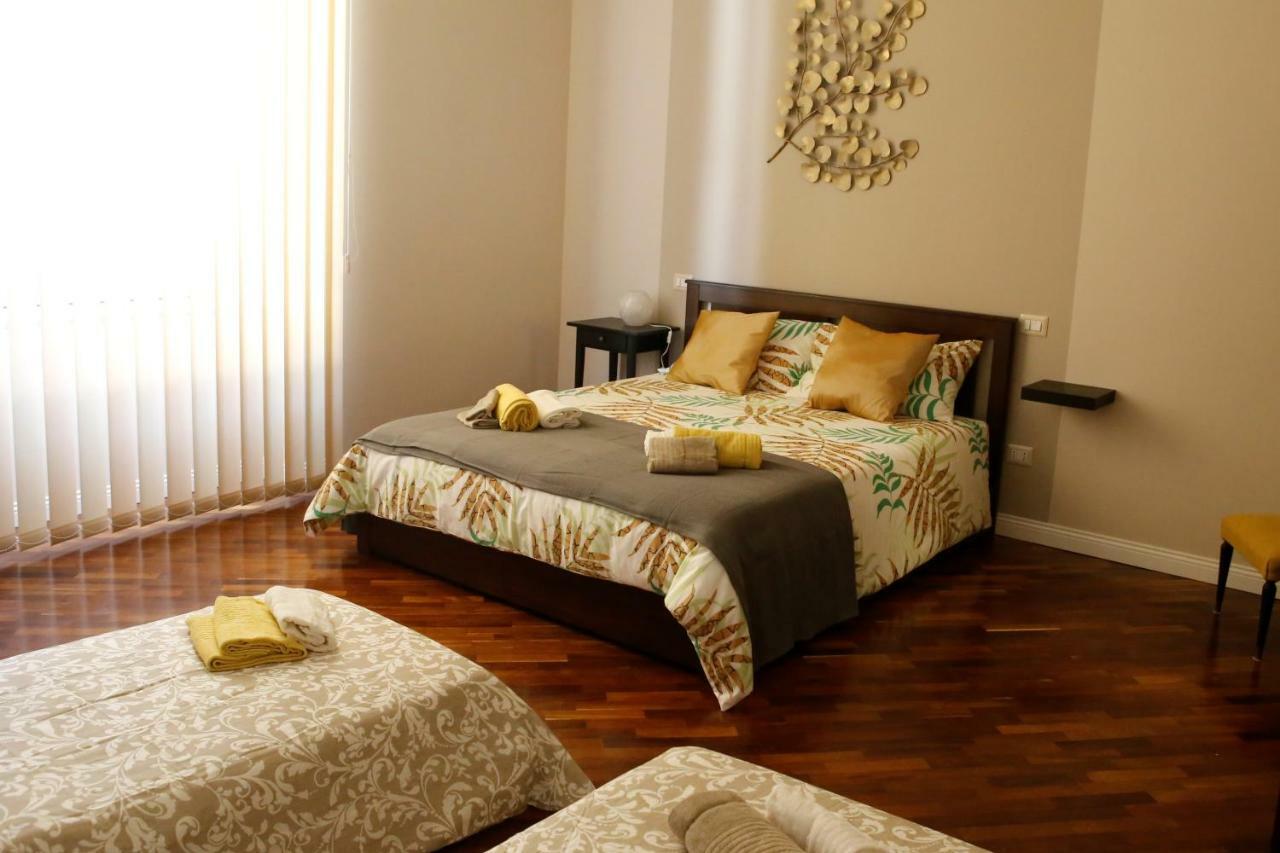 Bed and Breakfast Beb Binario39 Nápoles Exterior foto